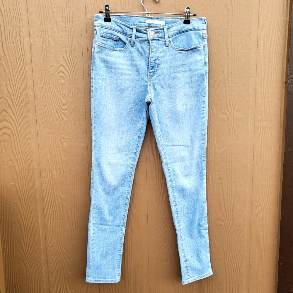 Levi's 311 Shaping Skinny